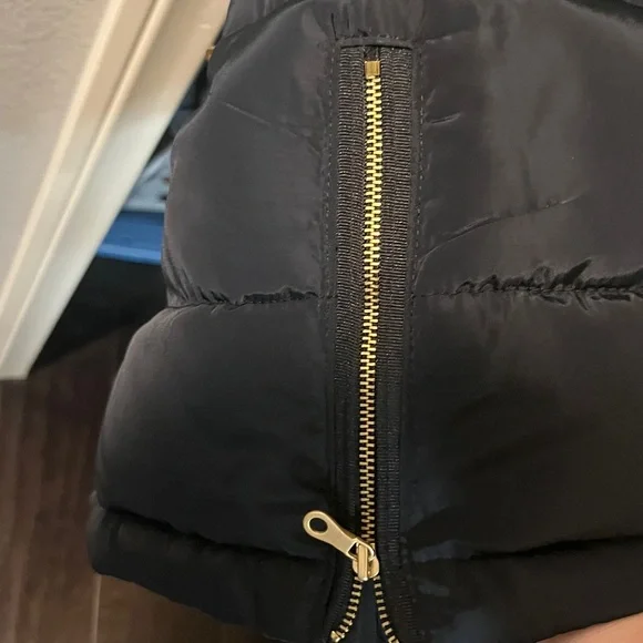 Charter Club Black Vest with Faux Fur Trim size small longline vest below hip - Picture 5 of 6